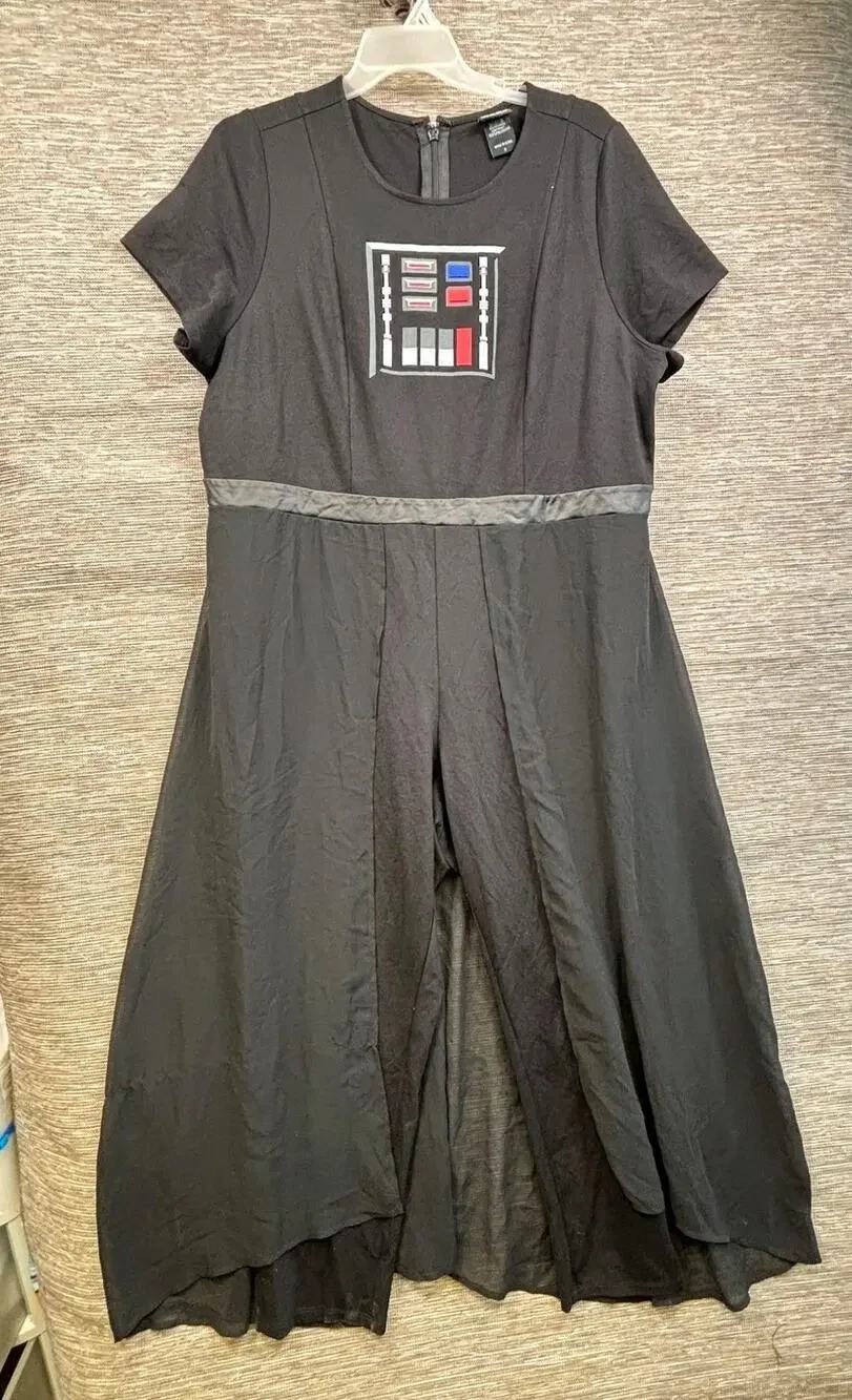 Star Wars Jumpsuit Womens Size 3 Black Darth Vader Cosplay Cape Overlay Zip
